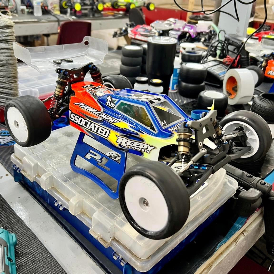 Wishing the 1up Racing Team Q1 Luck