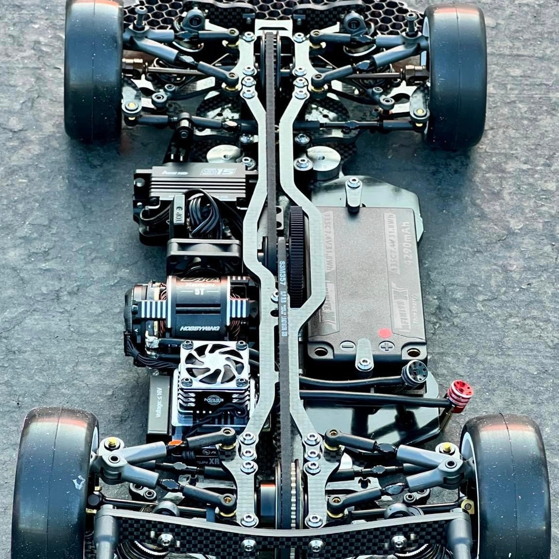 Sean Williams Super Clean Mi8 Decked out in 1up Racing Hardware