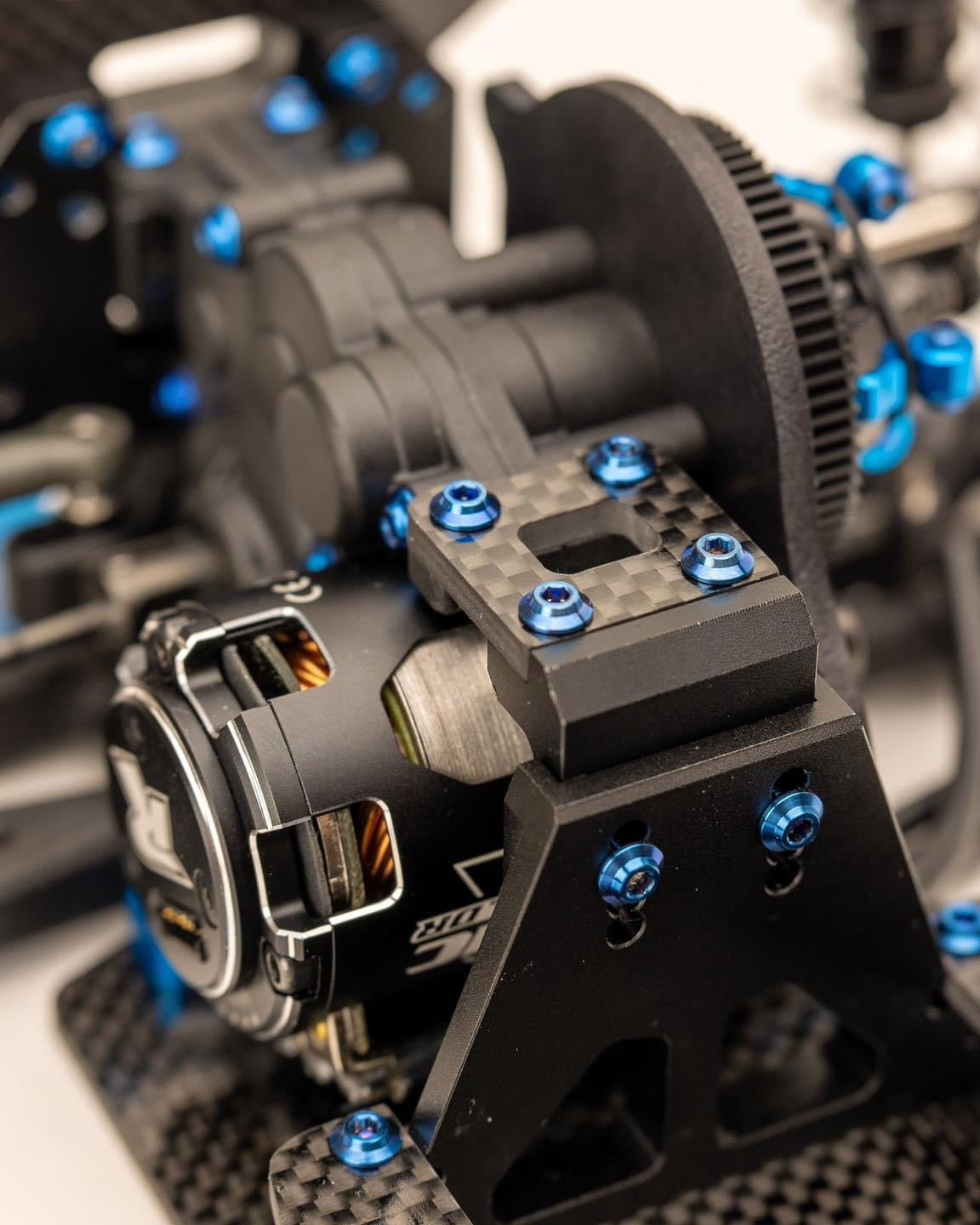 DR10M with some 1up Blue Anodized Bling