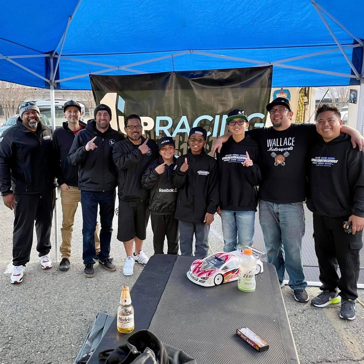 1up Racing Crew Together at Steel City